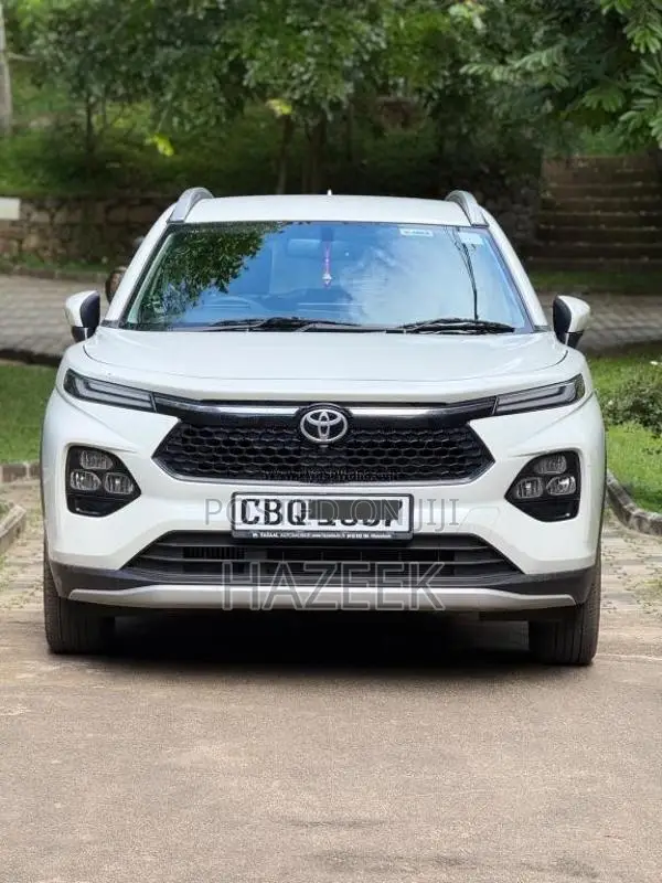Toyota Taisor 2025 SUV (Used)