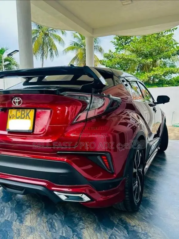 Toyota CHR 2020 SUV (Used)