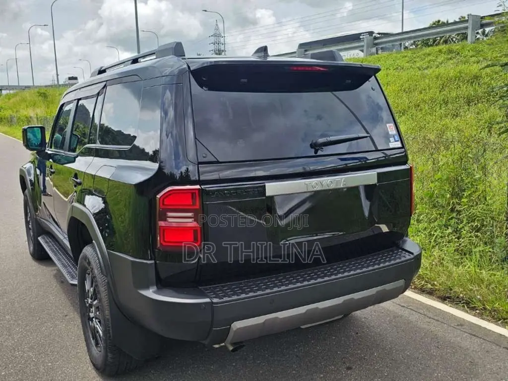 Toyota Land Cruiser Prado 250 LC250 VX 2026 SUV Brand New