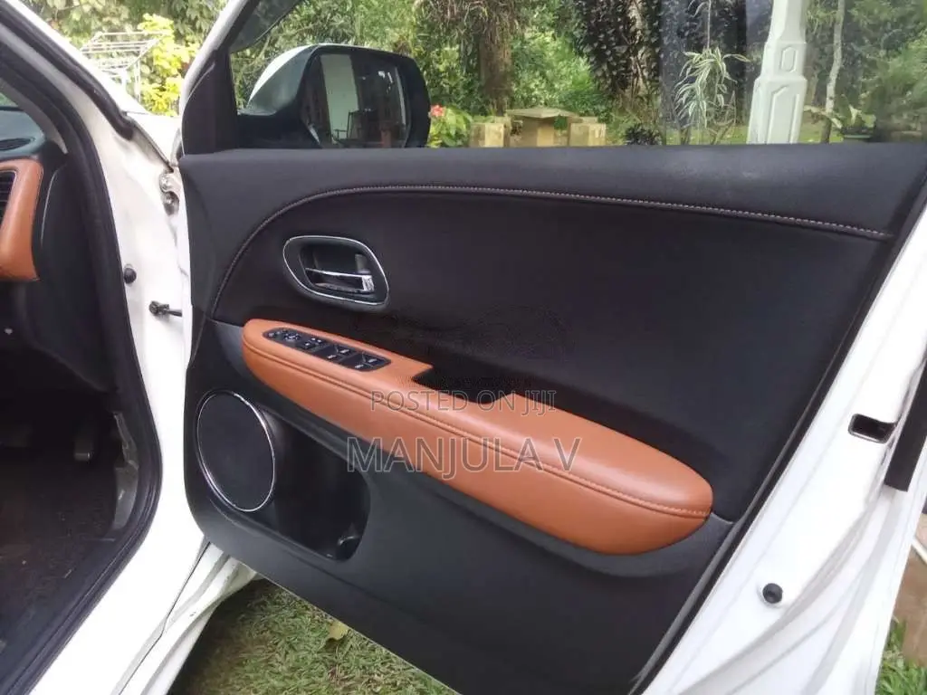 Honda Vezel 2014 SUV (Used)