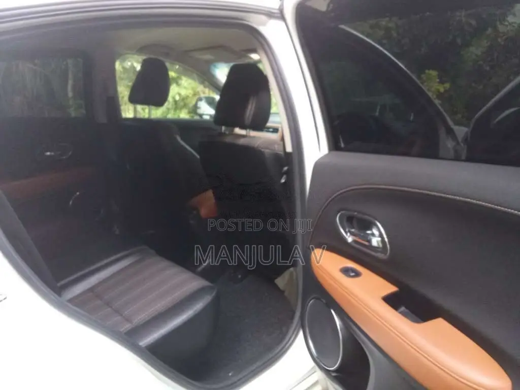 Honda Vezel 2014 SUV (Used)