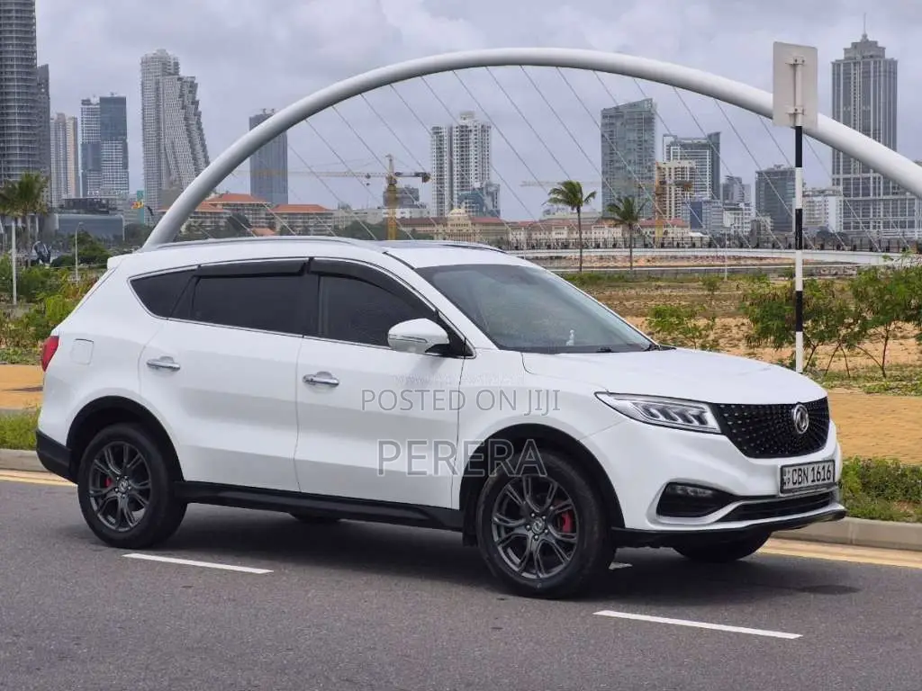 DFSK Glory I-Auto 2022 SUV (Used)