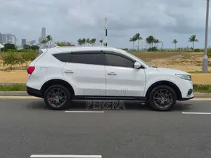 DFSK Glory I-Auto 2022 SUV (Used)