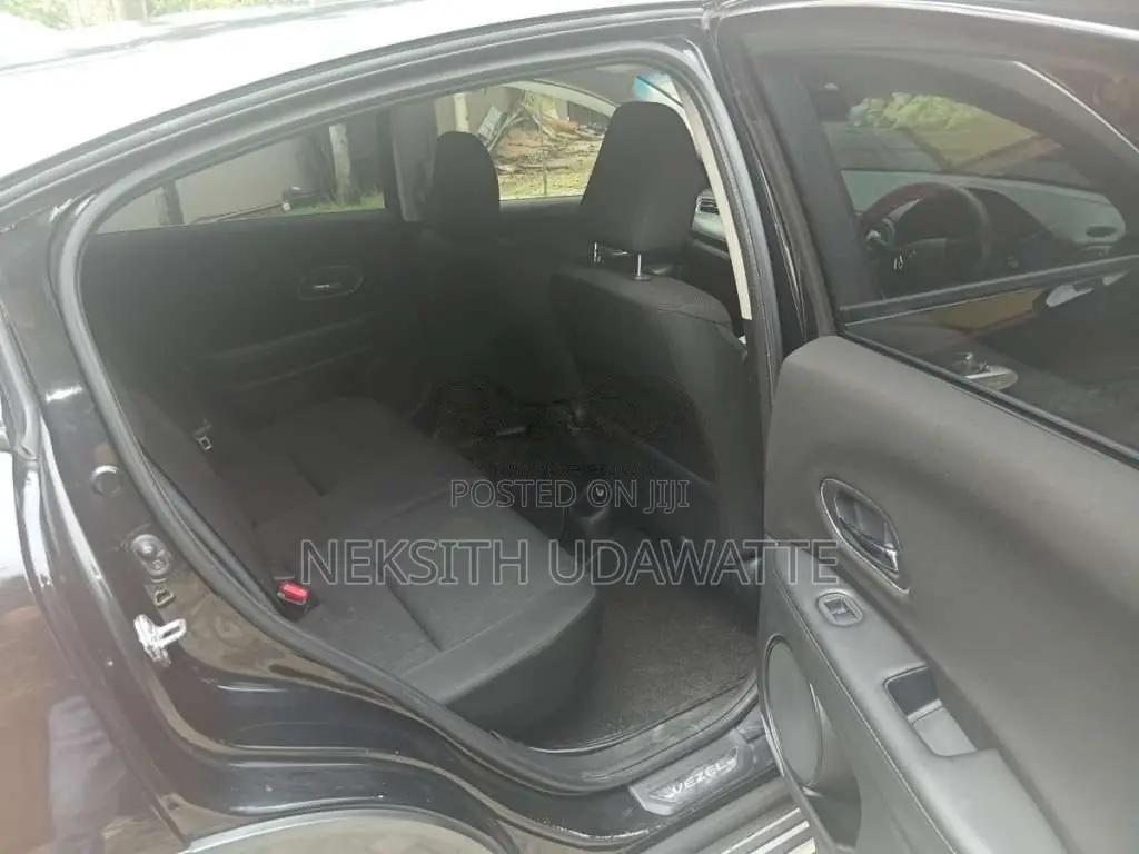 Honda Vezel 2014 SUV (Used)