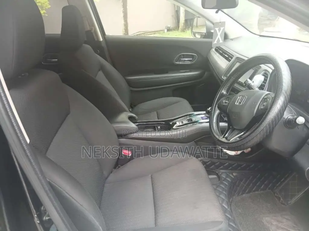 Honda Vezel 2014 SUV (Used)