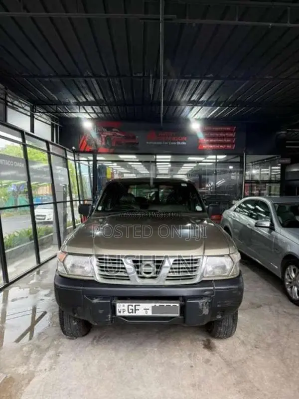 Nissan Patrol 2001 SUV (Used)