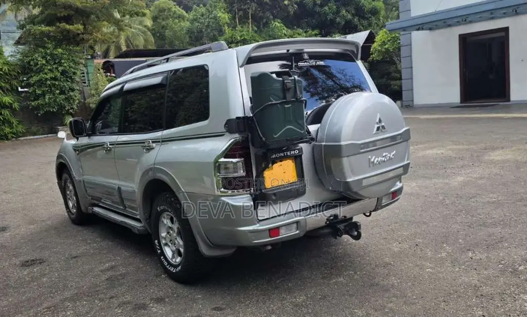 Mitsubishi Montero 2001 SUV (Used)