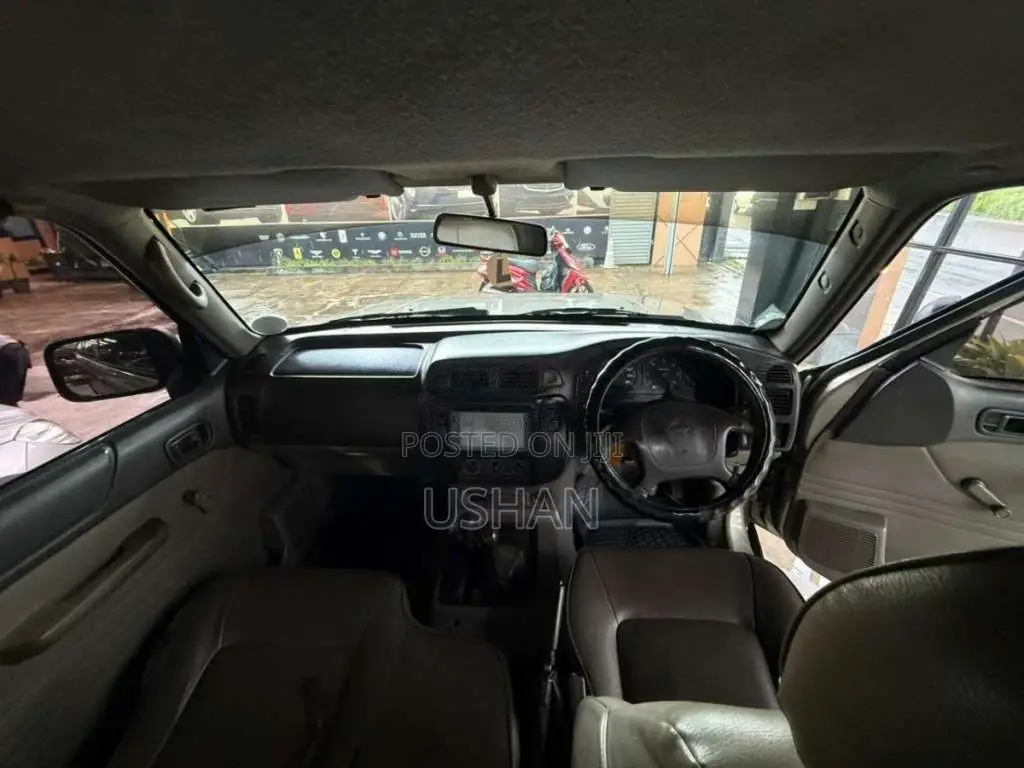 Nissan Patrol 2001 SUV (Used)