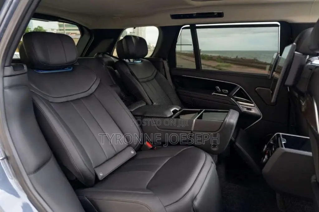 Land-Rover Range Rover LWBbiography 2026 SUV Brand New