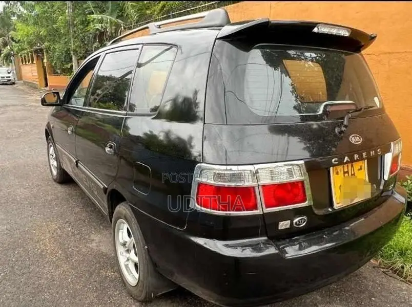 Kia CARENS 2002 SUV (Used)