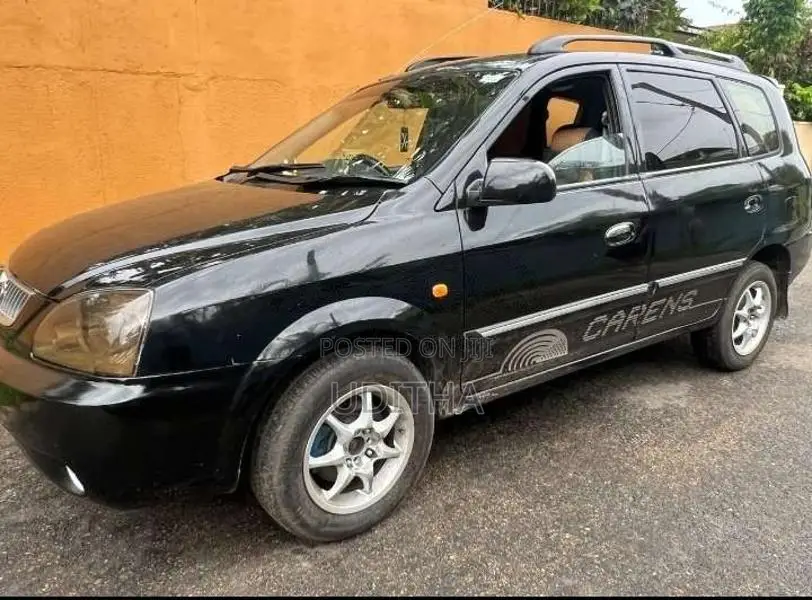 Kia CARENS 2002 SUV (Used)