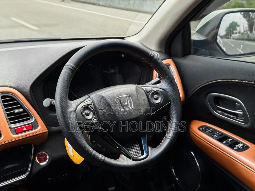 Honda Vezel Orange Pack 2014 SUV (Used)