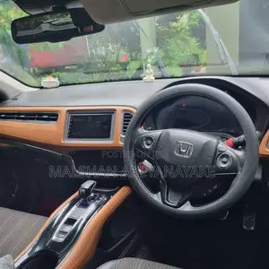 Honda Vezel 2014 SUV (Used)