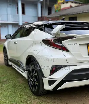 Toyota CHR NGX 50 Turbo 2018 SUV (Used)