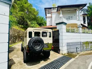 Mitsubishi 4DR5 1980 SUV (Used)