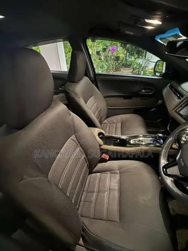 Honda Vezel 2017 SUV (Used)