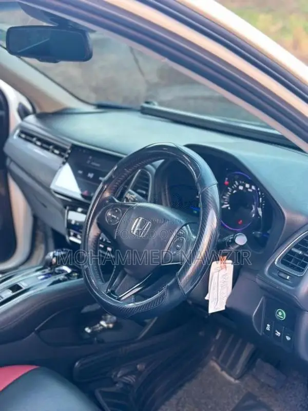 Honda Vezel 2014 SUV (Used)