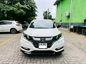 Honda Vezel Rs 2017 SUV (Used)