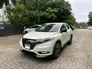 Honda Vezel Rs 2017 SUV (Used)