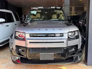 Land-Rover Defender P300 HSE URBAN 2023 SUV Unregistered (Recondition)