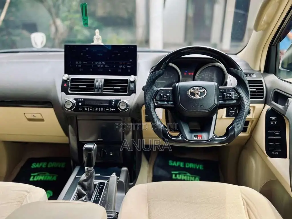 Toyota Prado 2014 SUV (Used)