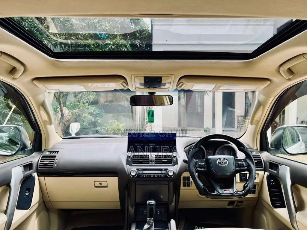 Toyota Prado 2014 SUV (Used)