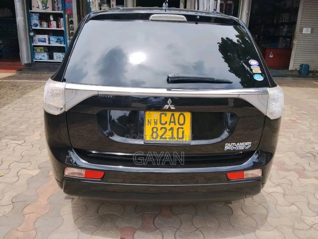 Mitsubishi Outlander 2014 SUV (Used)