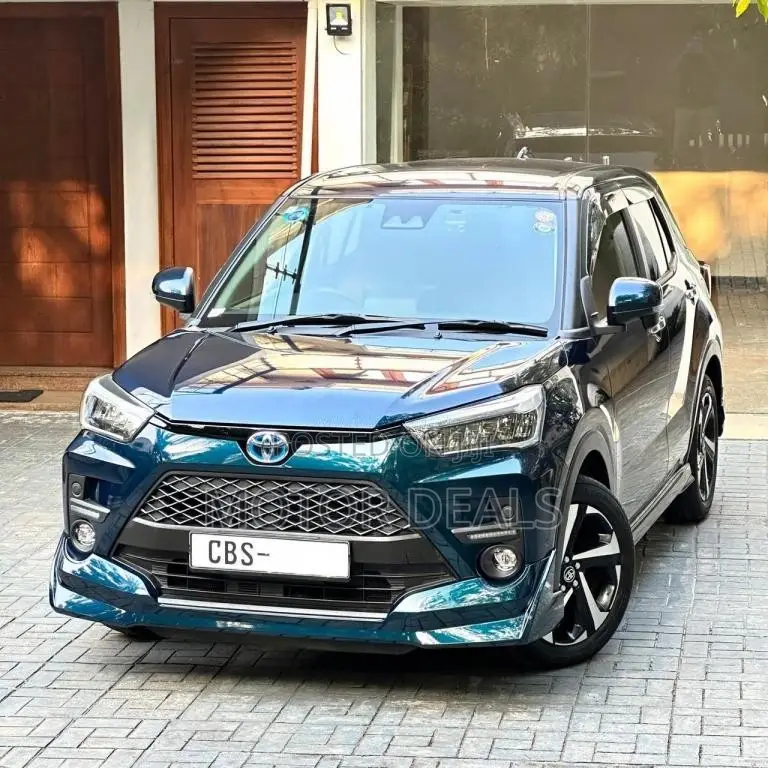 Toyota Raize 2023 SUV (Used)