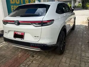 Honda Vezel Premium 2024 SUV (Used)
