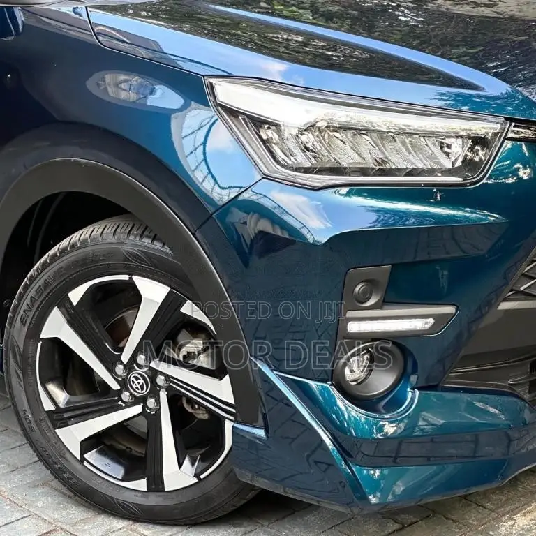 Toyota Raize 2023 SUV (Used)