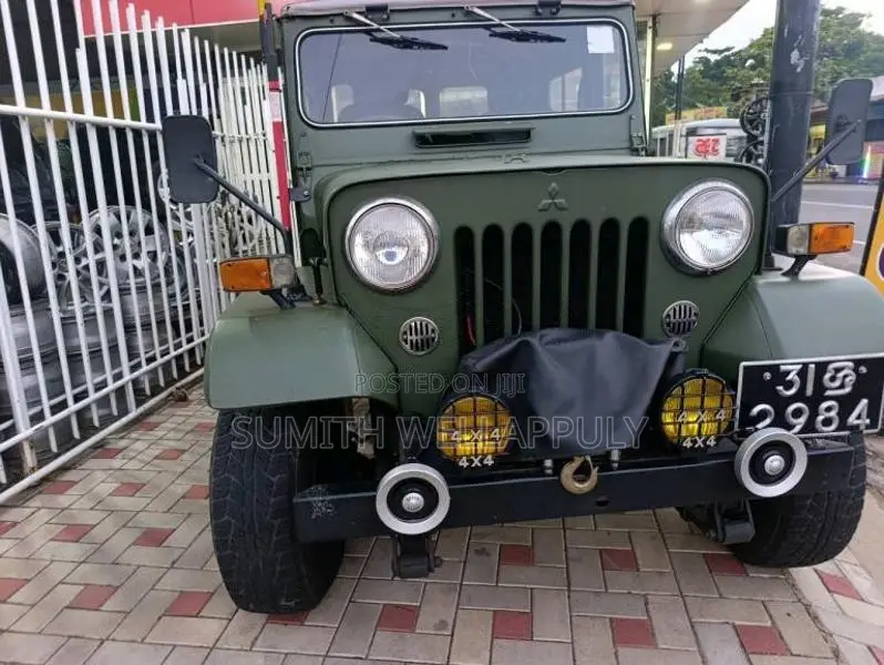 Mitsubishi 4DR5 1980 SUV (Used)