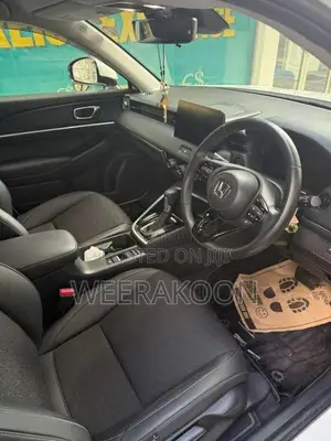 Honda Vezel Premium 2024 SUV (Used)