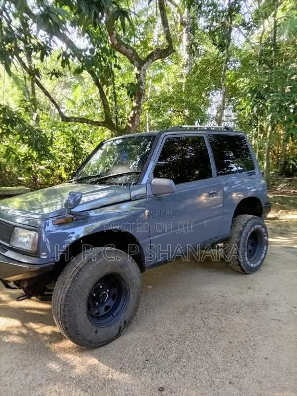 Suzuki Vitara 1990 SUV (Used)