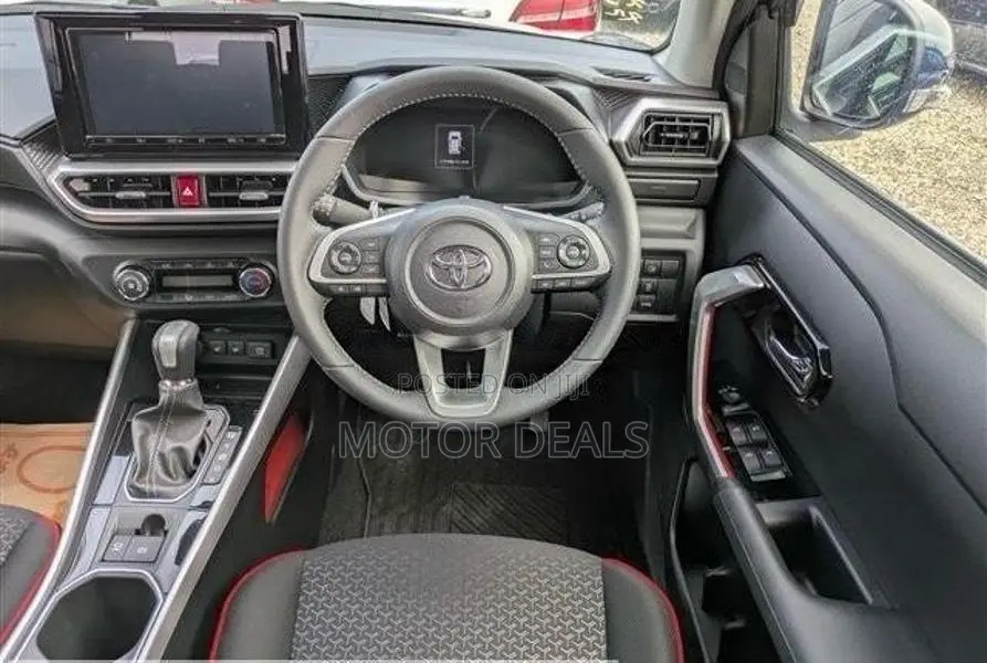 Toyota Raize 2023 SUV (Used)