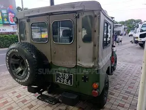 Mitsubishi 4DR5 1980 SUV (Used)