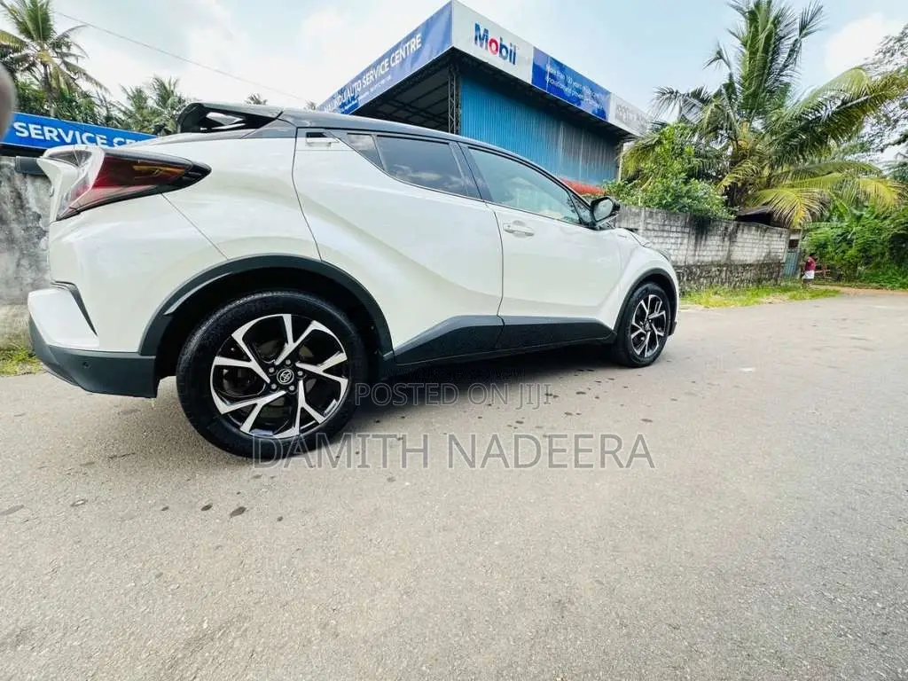 Toyota CHR GT 2017 SUV (Used)