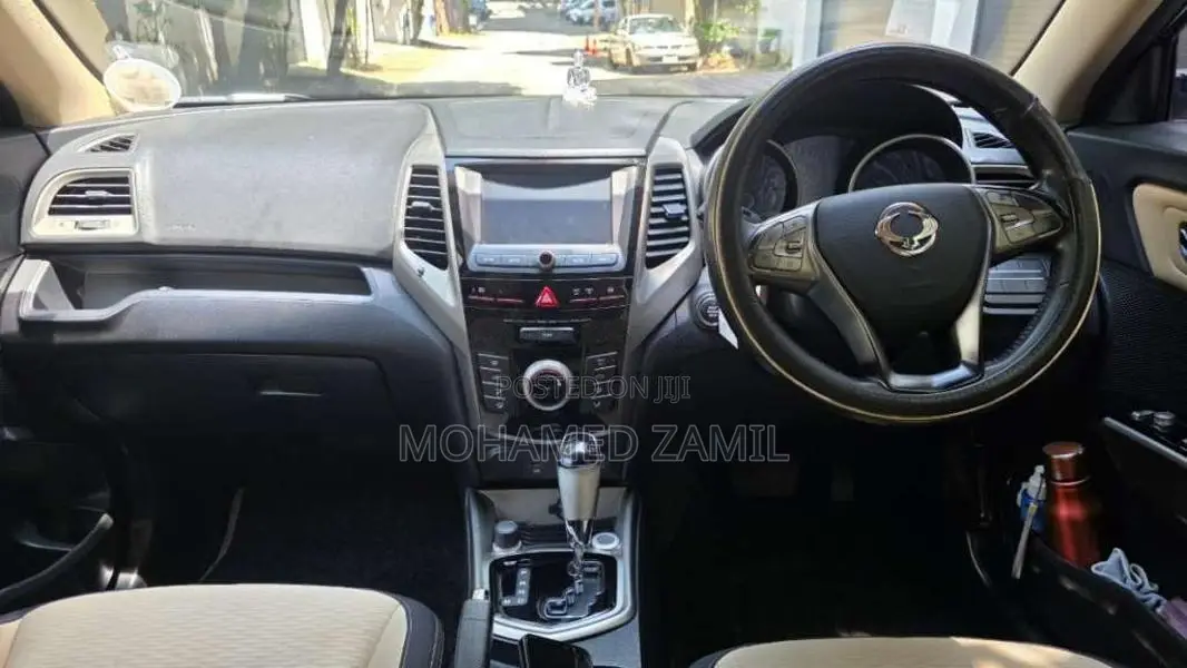 Micro Tivoli 2017 SUV (Used)