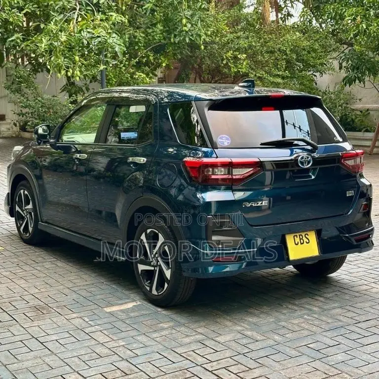 Toyota Raize 2023 SUV (Used)