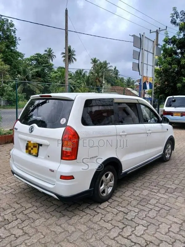 DFSK Glory 330 2020 SUV (Used)