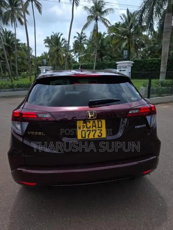 Honda Vezel 2015 SUV (Used)