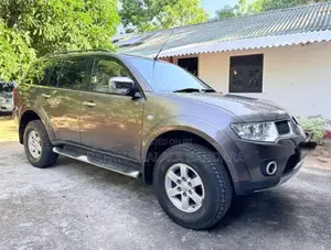 Mitsubishi Montero Sport 2012 SUV (Used)