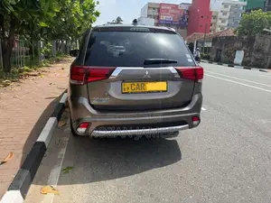 Mitsubishi Outlander 2015 SUV (Used)