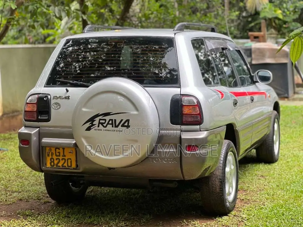Toyota RAV4 1998 SUV (Used)