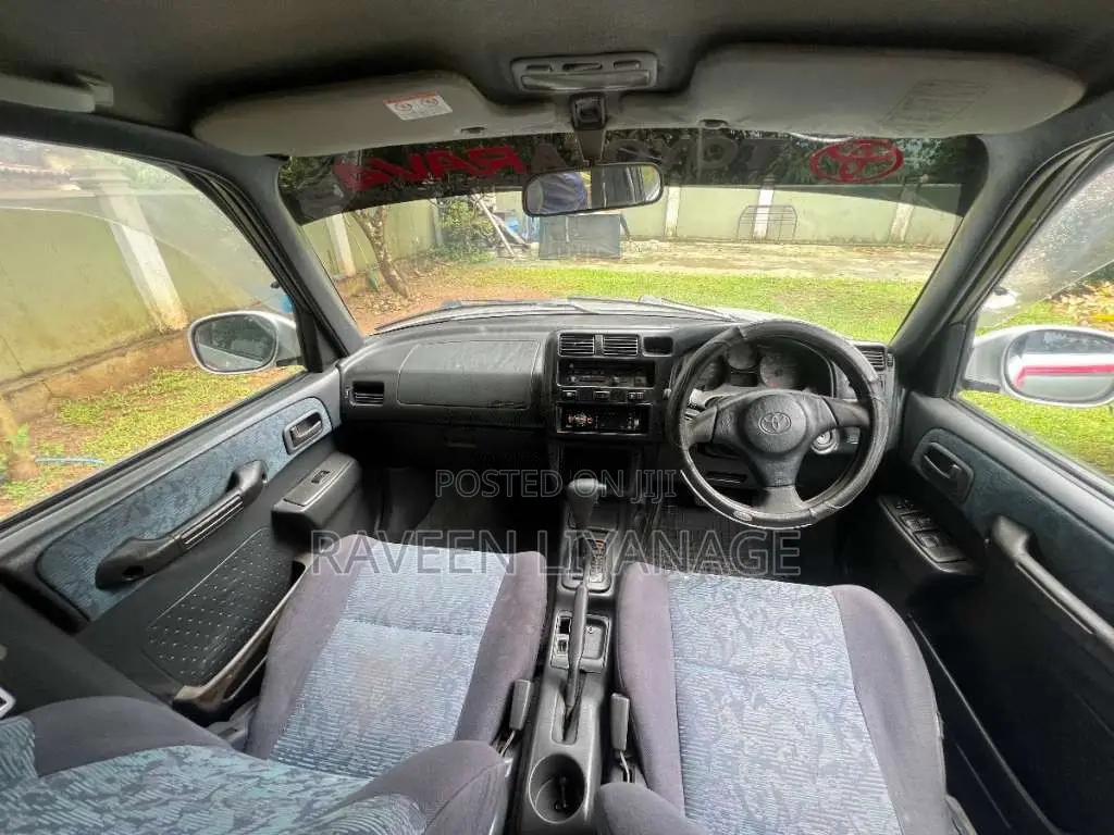 Toyota RAV4 1998 SUV (Used)