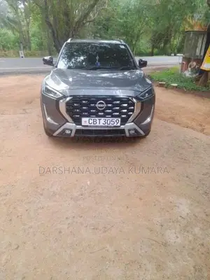 Nissan Magnite 2025 SUV (Used)