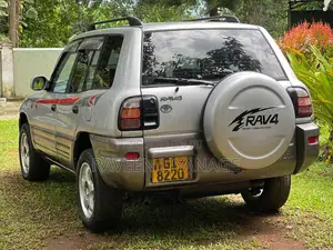 Toyota RAV4 1998 SUV (Used)