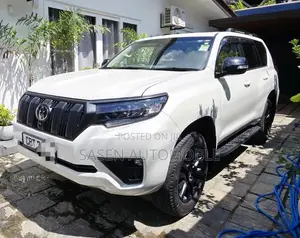 Toyota Land Cruiser 2023 SUV (Used)