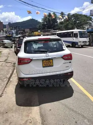 DFSK Glory 2021 SUV (Used)