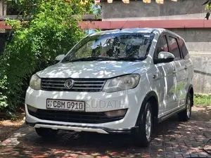 DFSK Glory 330 2021 SUV (Used)