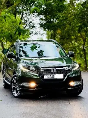 Honda Vezel 2014 SUV (Used)